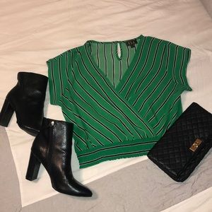 green and black striped blouse 💚🖤